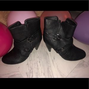 brand new heeled booties